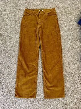Levi's 94’ Baggy Corduroy Jeans in Mustard